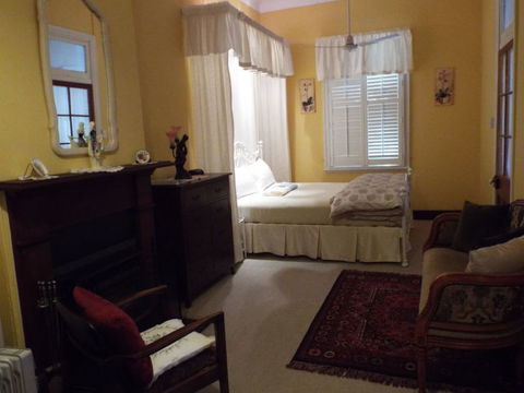 Guy House Bed And Breakfast - Attractions Melbourne 0