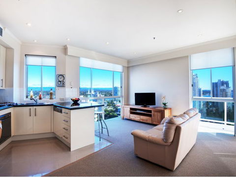 Pacific Views Resort - Attractions Melbourne 1