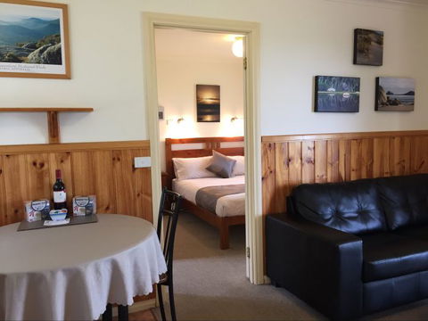 Promhills Cabins - Attractions Melbourne 9