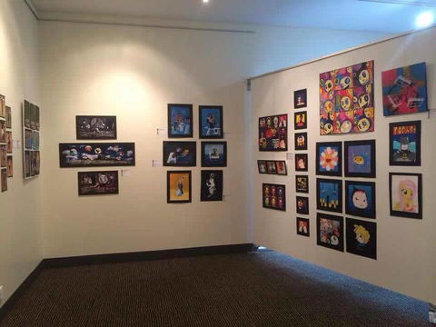 Glen Innes Art Gallery Inc - Attractions Melbourne 3