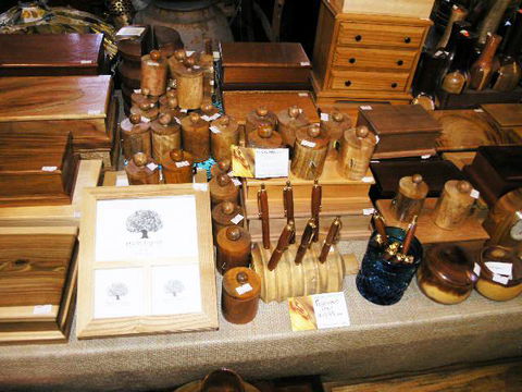 Eltham Village Gallery & Trading Company - Attractions Melbourne 3