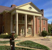 Embassy Drive - Attractions Melbourne
