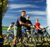 Lake Burley Griffin - Attractions Melbourne