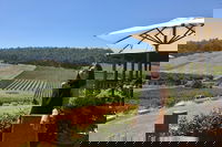 Small-Group Bickley Valley Wine Tour