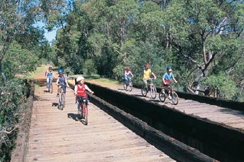 Perth Hills - Wildlife, Art & Gastronomy - Attractions Melbourne 1