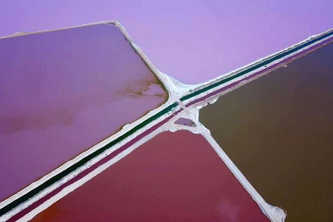 Pink Lake Aerial Flyover From Geraldton - Attractions Melbourne 1