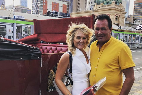 Melbourne Horse Drawn Carriage Deluxe Romantic Tourâ„¢ - Attractions Melbourne 1