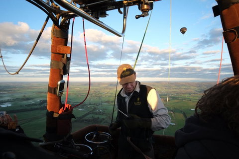 Yarra Valley Balloon Flight At Sunrise - Attractions Melbourne 12