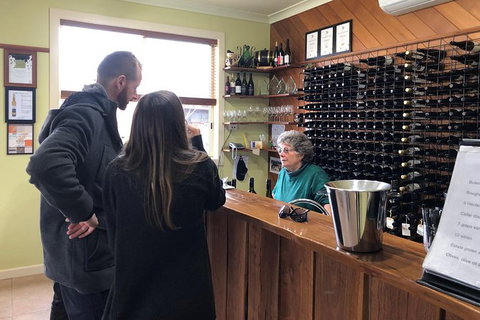 Regional Tastes - Wine & Beer Tour - Attractions Melbourne 4