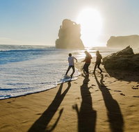 Small-Group Sunset Great Ocean Road Chocolaterie Tour from Melbourne