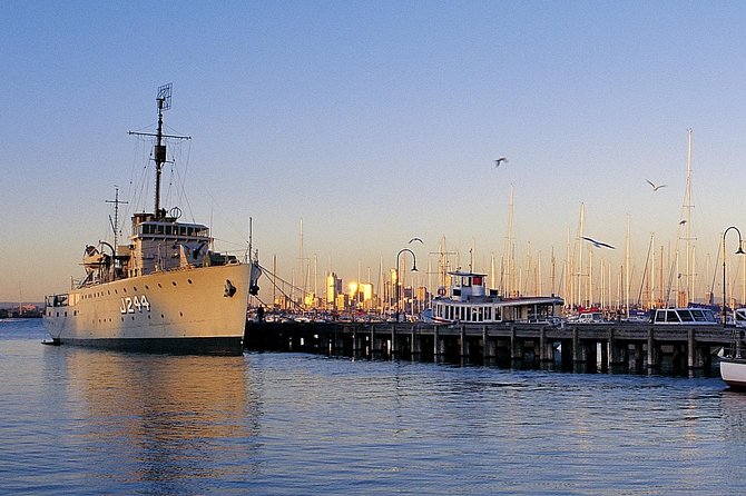 Melbourne City and Williamstown Ferry Cruise Melbourne
