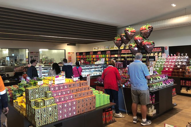 Yarra Valley Dandenong Ranges inc. lunch with wineplus morning teachocolate Melbourne