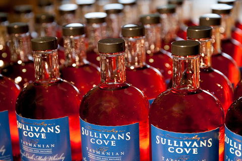 Private Whisky Distilleries Day Trip From Hobart - Attractions Melbourne 1