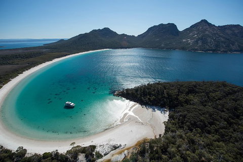 Wineglass Bay Cruise From Coles Bay - Attractions Melbourne 0