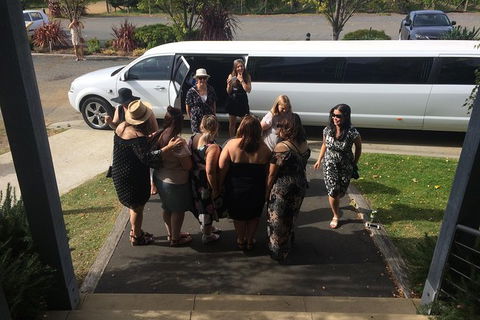 Wine Experience 4 Hours In A Stretch Limousine. Min 10 Persons (14 Max) - Attractions Melbourne 1