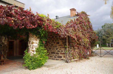 Barossa Valley Wineries Tour With Tastings And Lunch From Adelaide - Attractions Melbourne 3
