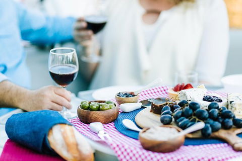 Adelaide 2-hour BBQ Boat Hire For 2 People - Attractions Melbourne 1