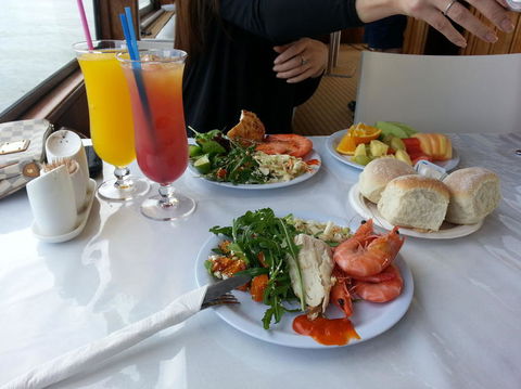 Lunch Buffet Cruise On The Gold Coast - Attractions Melbourne 6
