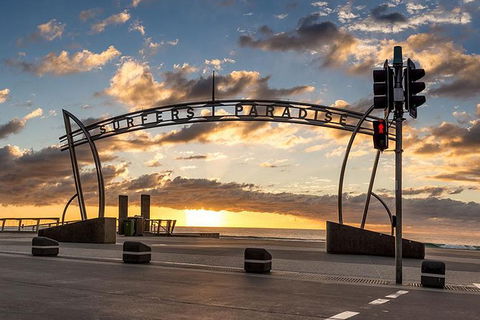 Green Cabs Surfers Paradise Tours - Attractions Melbourne 0