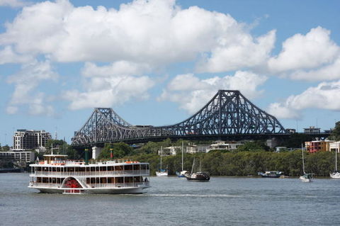 Brisbane River Lunchtime Cruise - Attractions Melbourne 7