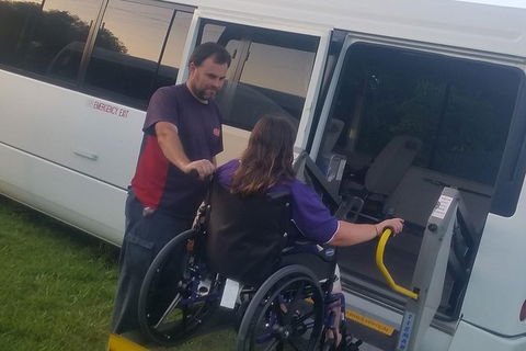 Brisbane Airport Arrival Shared Shuttle Service With Wheelchair Access - Attractions Melbourne 3