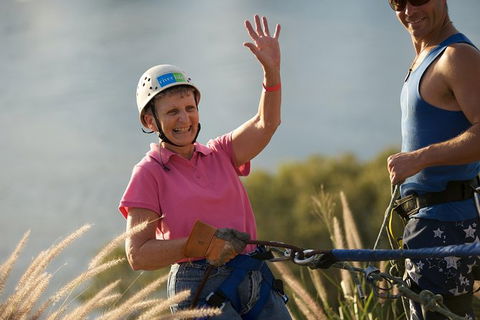 Abseiling The Kangaroo Point Cliffs In Brisbane - Attractions Melbourne 6