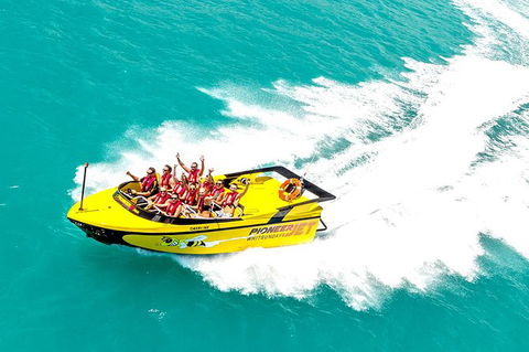 Airlie Beach Jet Boat Thrill Ride - Attractions Melbourne 12