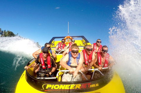 Airlie Beach Jet Boat Thrill Ride - Attractions Melbourne 10
