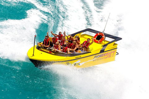 Airlie Beach Jet Boat Thrill Ride - Attractions Melbourne 11