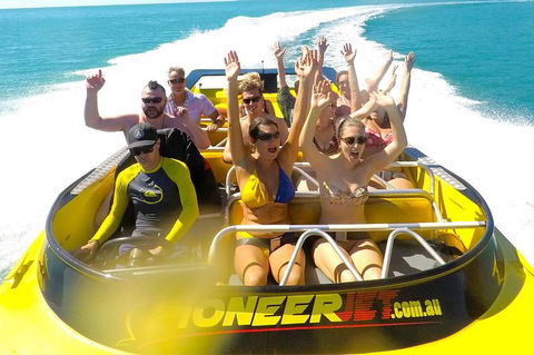 Airlie Beach Jet Boat Thrill Ride - Attractions Melbourne 5
