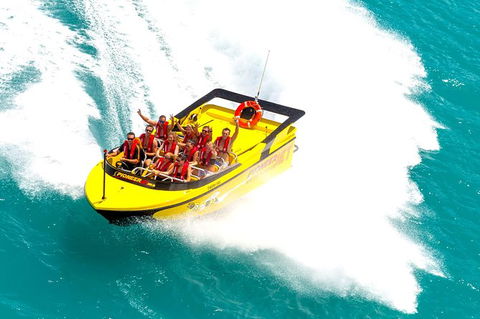 Airlie Beach Jet Boat Thrill Ride - Attractions Melbourne 7