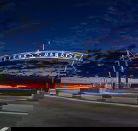 Luxury Brisbane Airport Transfers To and From Surfers Paradise for 2 Person - Attractions Melbourne
