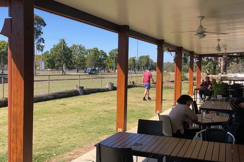 Queensland Country Pub Crawl By Helicopter - Attractions Melbourne 4