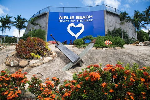 Airport Transfers - Return (round Fare) Share Shuttle Service - Attractions Melbourne 5