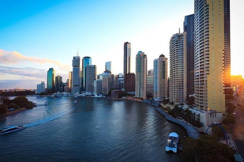 Brisbane To Gold Coast Airport Transfers - Attractions Melbourne 1