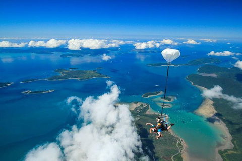 Airlie Beach Tandem Skydive - Attractions Melbourne 0