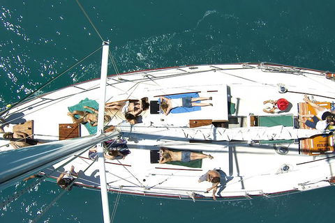 2-Day Whitsundays Sailing Adventure: Waltzing Matilda - Attractions Melbourne 1
