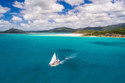 2-Day Whitsundays Sailing Adventure: Summertime - Attractions Melbourne 0