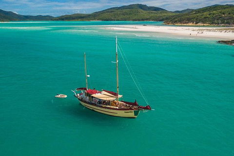 2-Day Whitsundays Sailing Adventure: Summertime - Attractions Melbourne 11
