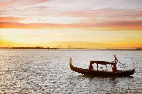 Bribie Island Boat And 4x4 Beach Tour - Attractions Melbourne 3