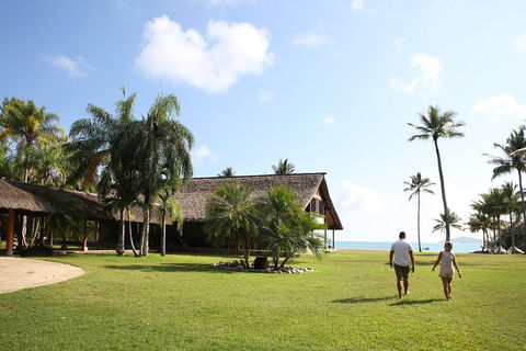 2-Night Whitsunday Islands Catamaran Cruise With Resort Stay From Airlie Beach - Attractions Melbourne 0