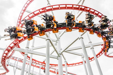 Luxury Movie World Transfers To And From Brisbane CBD Hotel For Up To 2 Ppl - Attractions Melbourne 0