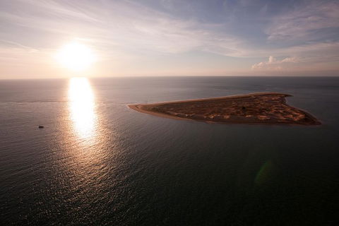 Turtle Tracks Tour To Bare Sand Island From Darwin - Attractions Melbourne 3