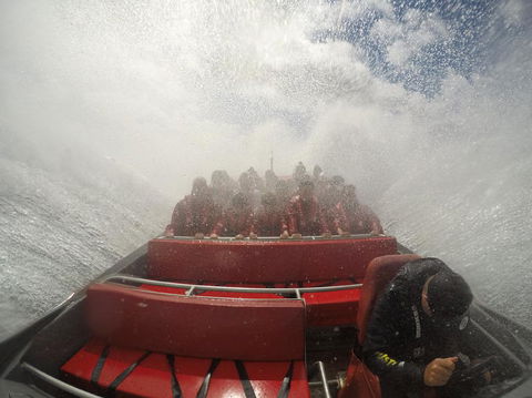 Sydney Harbour Jet Boat Thrill Ride: 30 Minutes - Attractions Melbourne 4