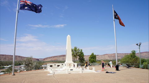 Anzac Hill Memorial - Attractions Melbourne 0