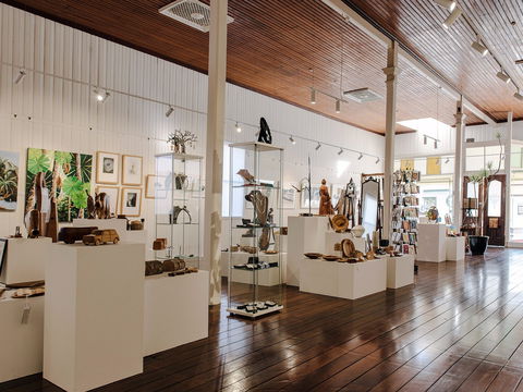 Coldstream Gallery - Attractions Melbourne 1