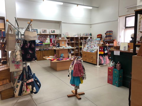 Copper Country Keepsakes - Attractions Melbourne 0