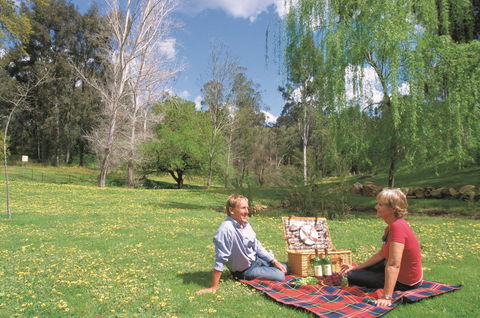 Darling Range - Attractions Melbourne 0