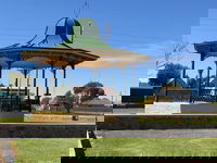 Davies Square Wallaroo