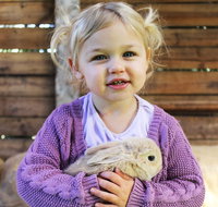Golden Ridge Animal Farm - Attractions Melbourne